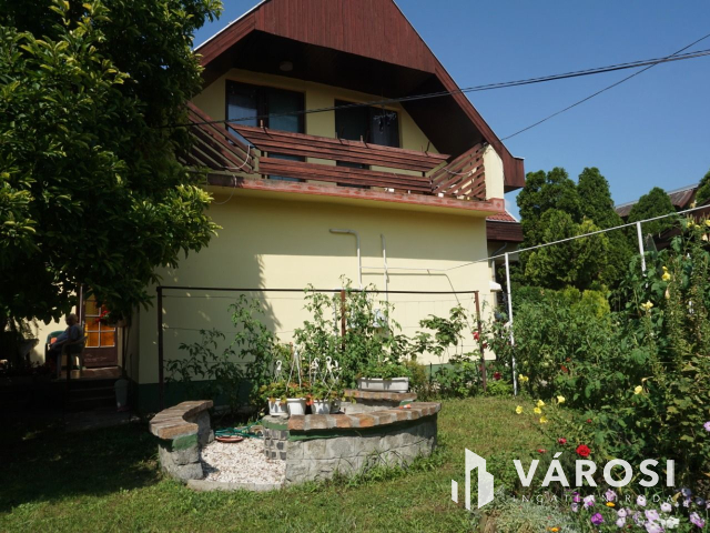 12 szobás apartman a Várfürdő közelében!