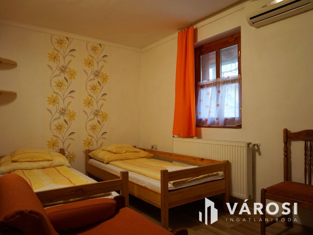 Fogadó alternatív fűtéssel a gyógyfürdő mellett