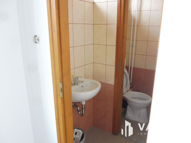 BYD közelében,több funkciós ingatlan kiadó!