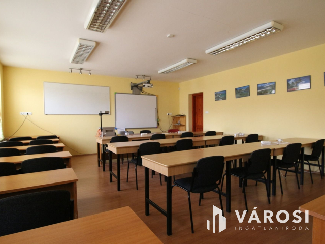 Befektetésre alkalmas irodaház eladó!