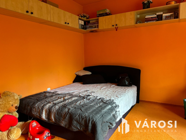 3 szintes családi ház Salgótarján egyik legjobb helyén eladó