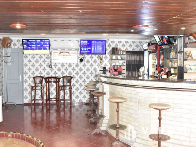 Családias vendéglátó saját vendégkörrel!