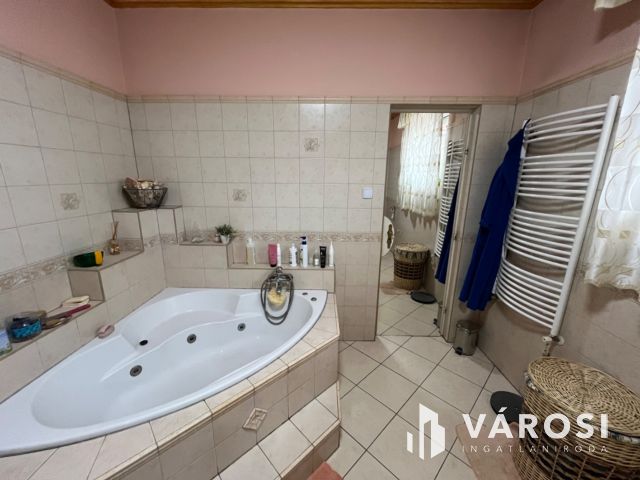 Debrecen Csendes Madárdalos Részén Szép Családi Otthon