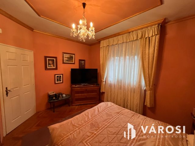 Debrecen Csendes Madárdalos Részén Szép Családi Otthon