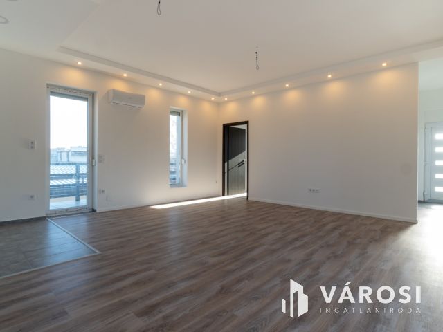 Gyönyörű lakás Siófok új építésű lakóparkjában