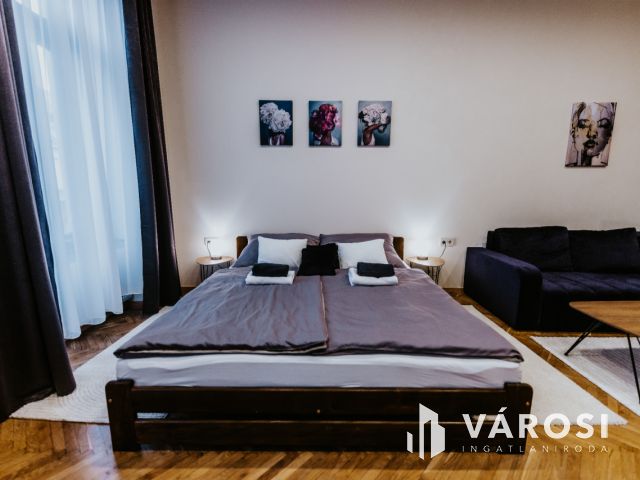 Különleges,értékes,extra "Mini Hotel" eladó.