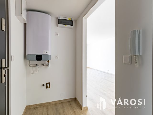 Új építésű, kisebb, megfizethetőbb, Siófok, Ezüstparton