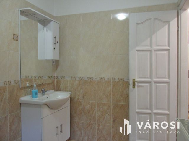 Két generációs otthon