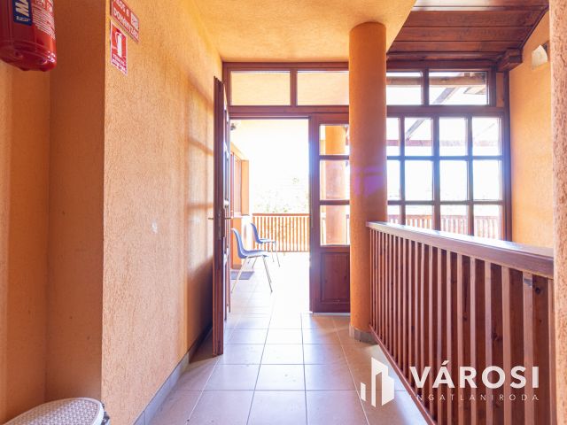 Eladó panzió saját parkolóval, nagy kerttel Bogácson!