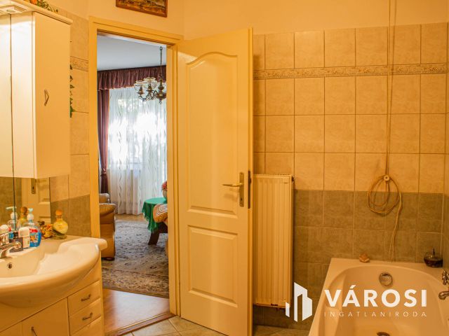 Tágas 2 szobás az I. emeleten garázs lehetőséggel