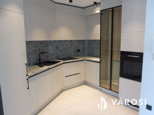 Exclusive lakás,top minőség,Újszegeden.