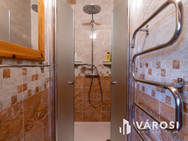 Gyönyörű családi ház balatoni panorámával