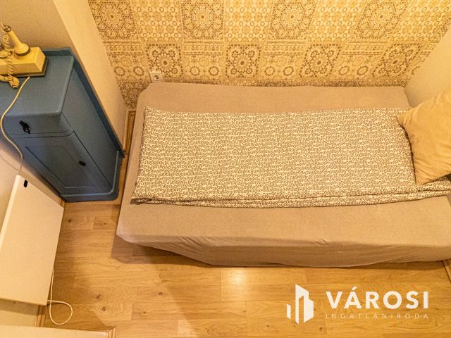 65 m2-es jó állapotú lakás a Nagy Diófa utcában!