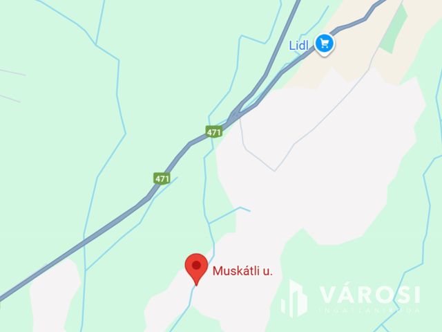 Nagy földterület eladó Sámsonkertben - közel a lakóövezethez