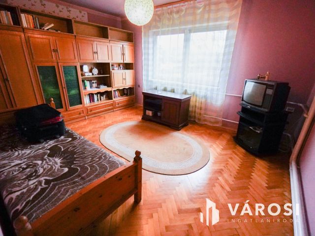 Többgenerációs családi ház Heréden!