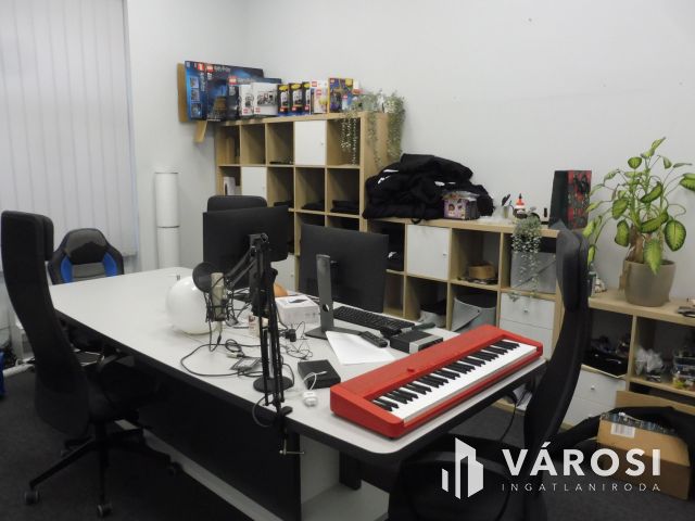 Újgenerációs iroda,kompromisszumok nélkül,top panorámával.