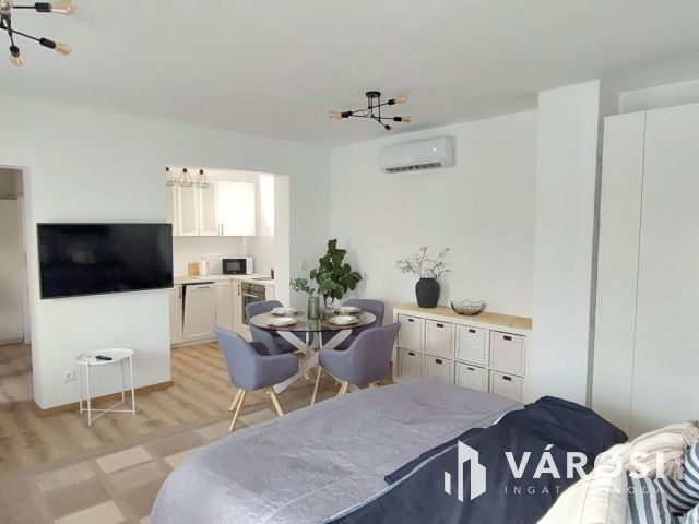 Vadiúj csinos apartmanok kiadók családi házas környezetben