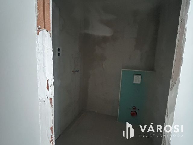 Újpest központban eladó egy új modern tágas otthon