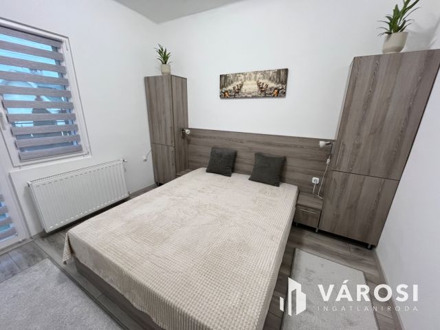 Hajdúszoboszlói, Nagyon Cool Kis Lakás, Nagy Terasszal!