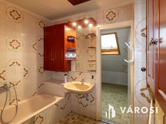 Sorházi lakás Békéscsaba kedvelt kertvárosi részén