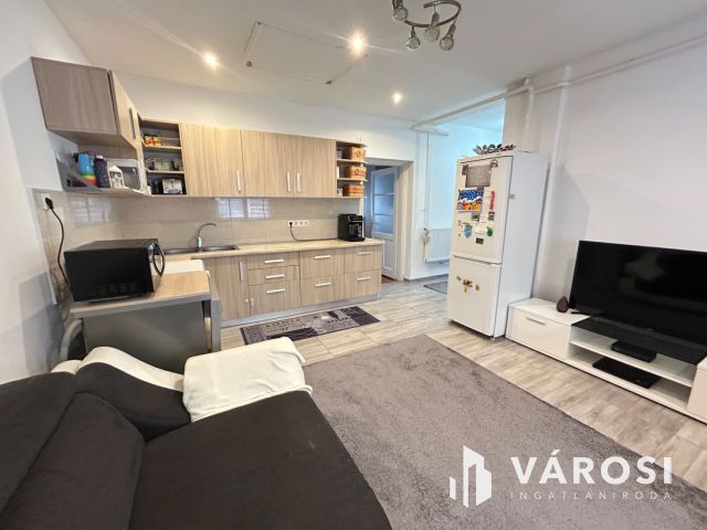 Eladó, felújított családi ház Hajdúsámsonban!!