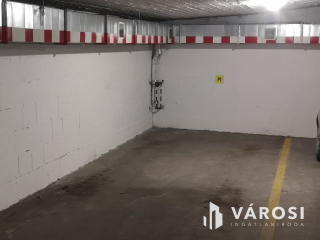 Ritka lehetőség!!! Debrecen Bajcsy-Zsilinszki utcán garázs!