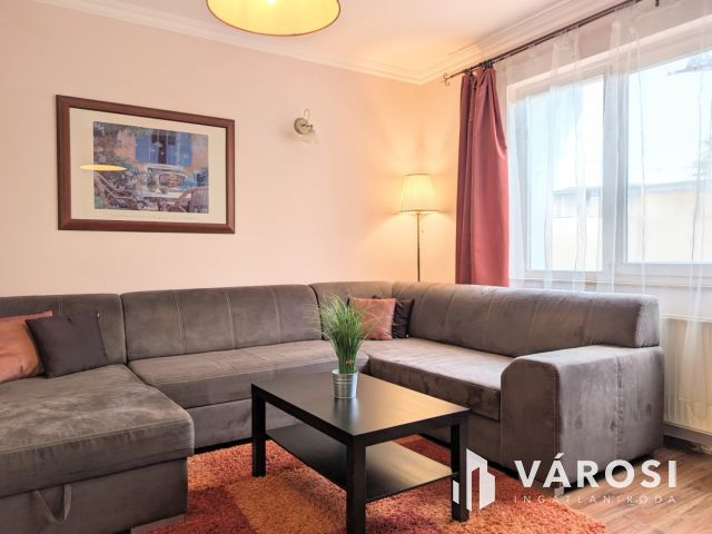 Tökéletes családi otthon a kertvárosban!