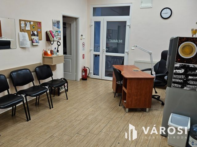 Debrecen Belvárosi Üzleti Ingatlan, Szuper Helyen!