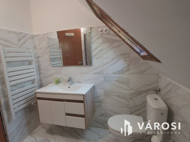 Családi ház gondos bérlőt keres