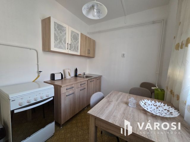 Kiadó lakás!