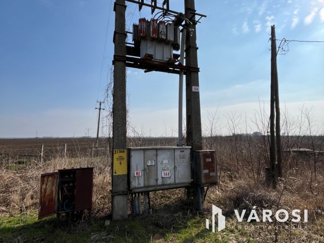 Rendkívül Jó Helyen, Debreceni Telephely Csarnokokkal!!!