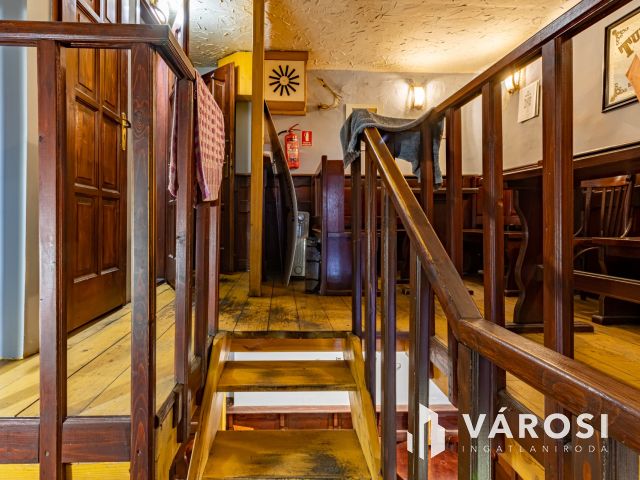 Bejáratott presszó, bérleti joga átadó Újlipótvárosban