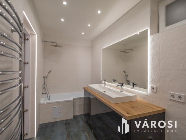 Egyedülálló hangulat, páratlan lokáció