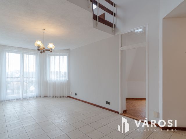 Galériás Lakás kiadó Móravárosban