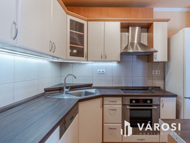 Nagyon kultúrált 3 szobás lakás az Ősz utcában Kiadó