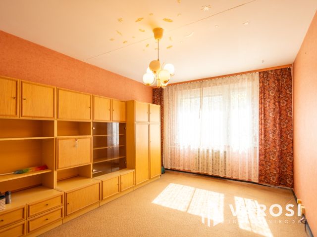 Felújítandó panelprogramos a Hont Ferenc utcában