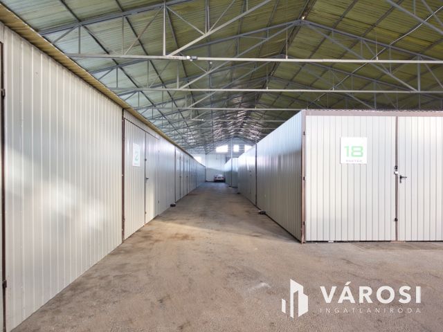 1400 m2-es raktár csarnok remek lokációval eladó