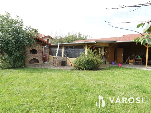 Mediterrán életérzés a Palini városrészben medencével