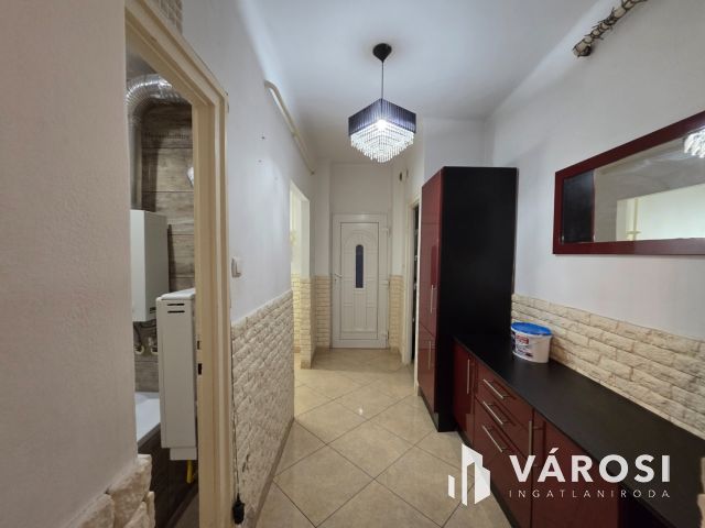 Kiadó lakás a Gorkij lakótelepen